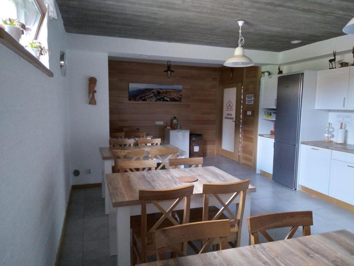 Ostoja Gromadzyn Apartamento Ustrzyki Dolne Exterior foto
