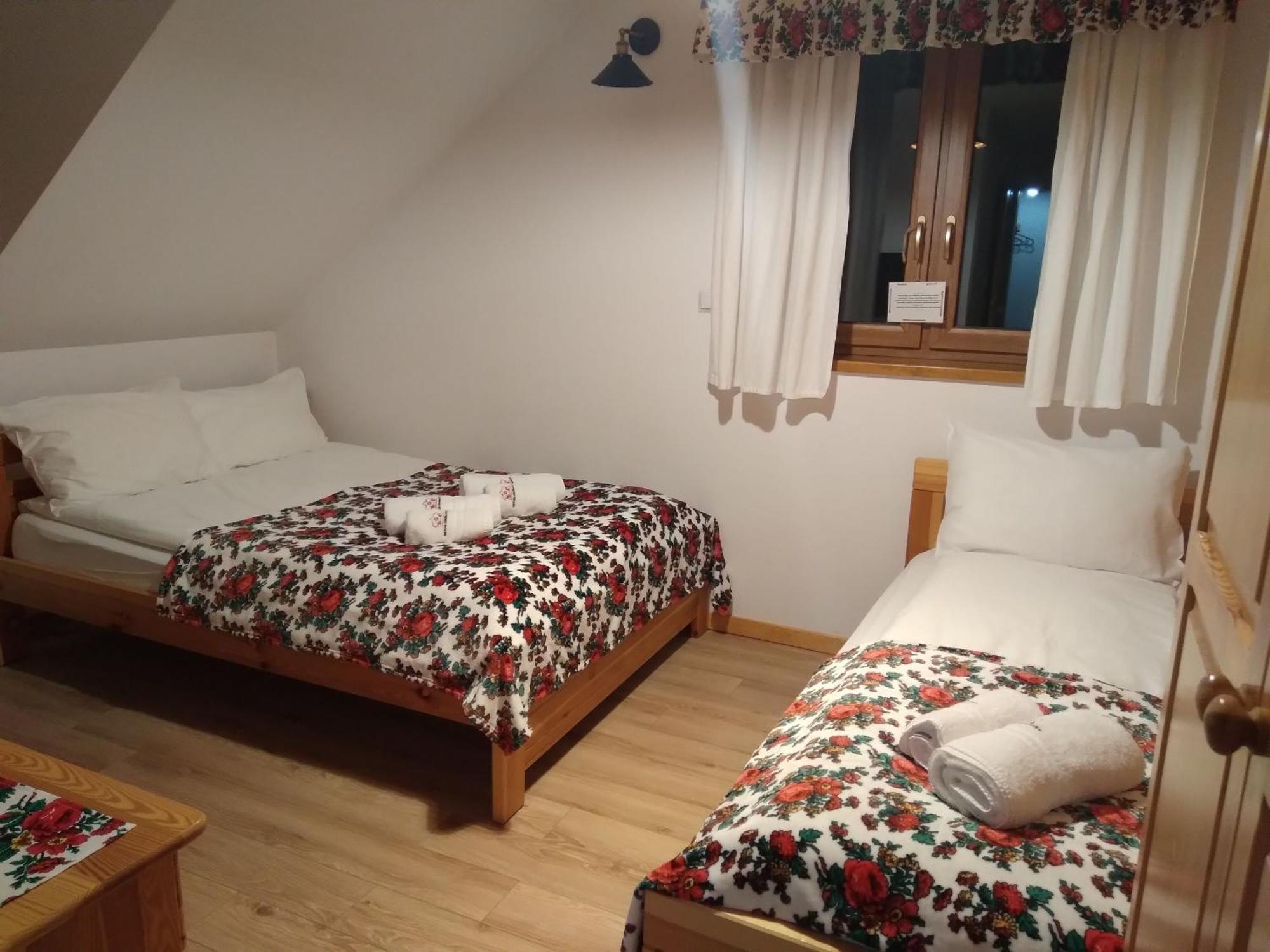 Ostoja Gromadzyn Apartamento Ustrzyki Dolne Exterior foto